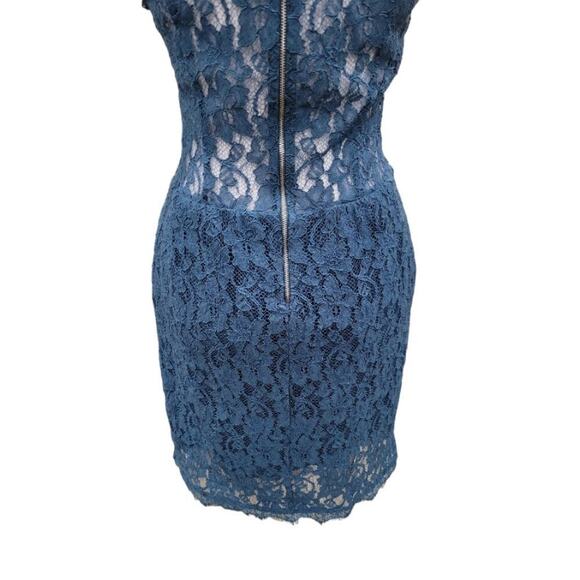 Aritzia Babaton Women's Tobias‎ Eyelash Lace Mini Dress Size 6 - Picture 9 of 14
